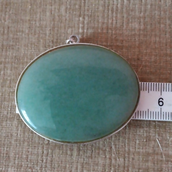 Silver Tone Stone Oval Pendant - Picture 3 of 5